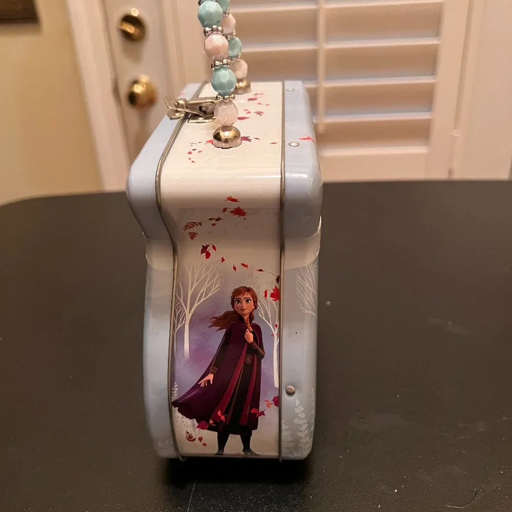 Disney Frozen tin purse lunch box